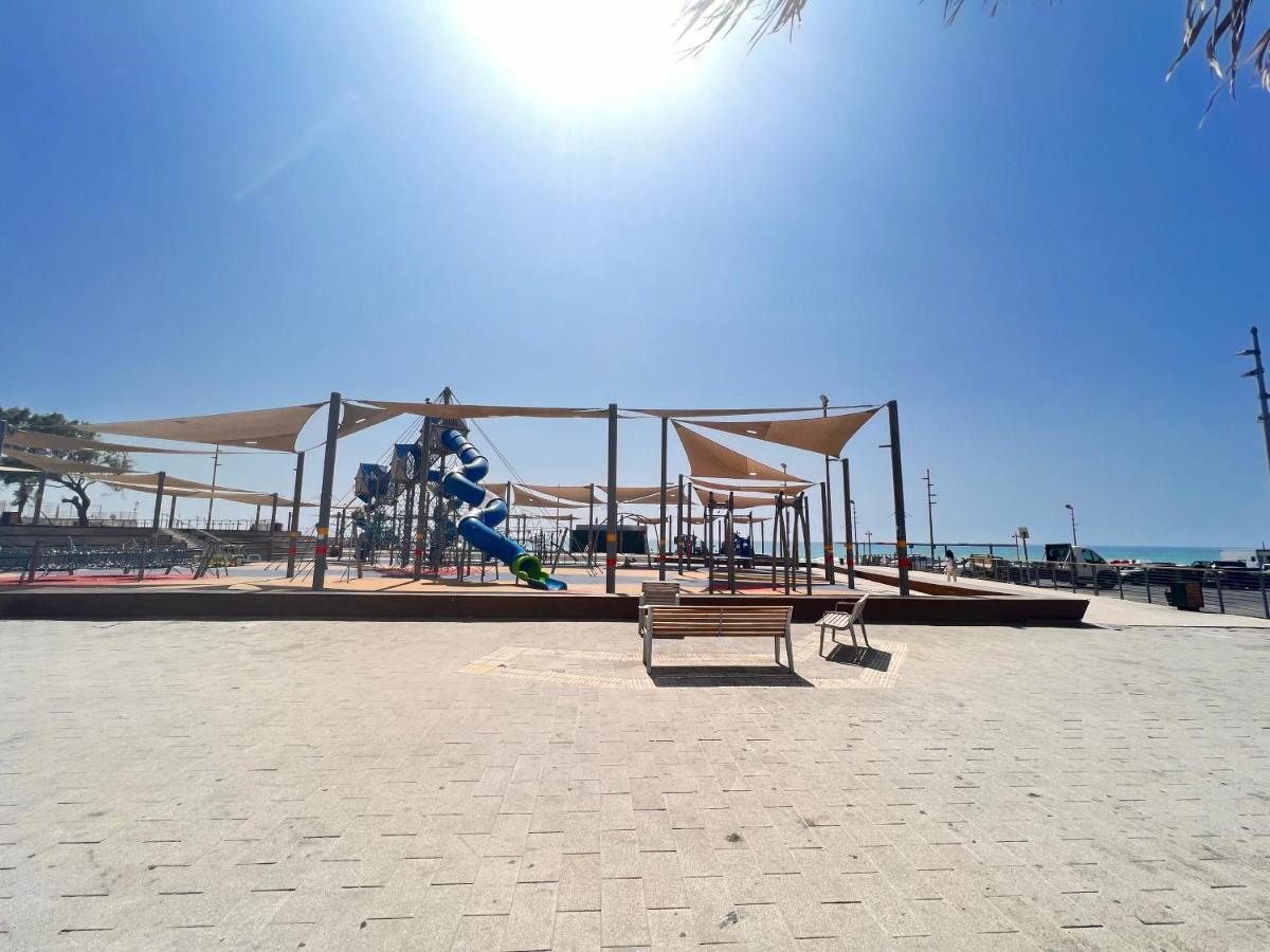 Motel Hofim Bat Yam Esterno foto