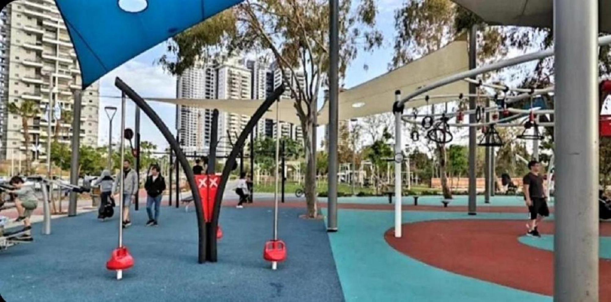 Motel Hofim Bat Yam Esterno foto