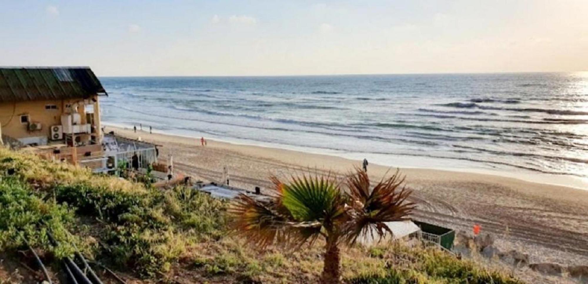 Motel Hofim Bat Yam Esterno foto